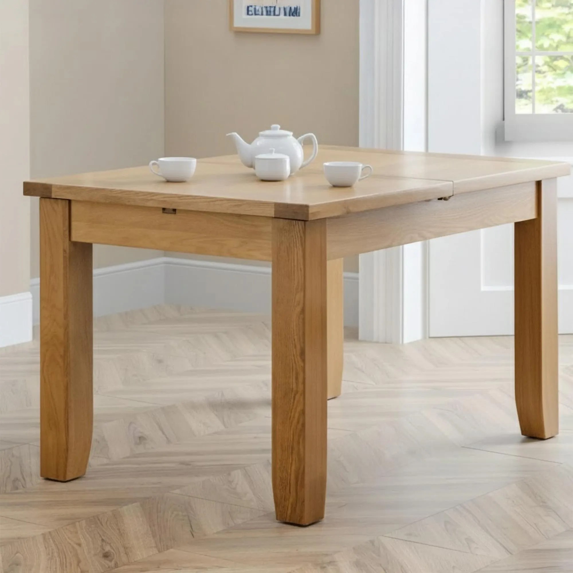 Astoria Extending Oak Dining Table
