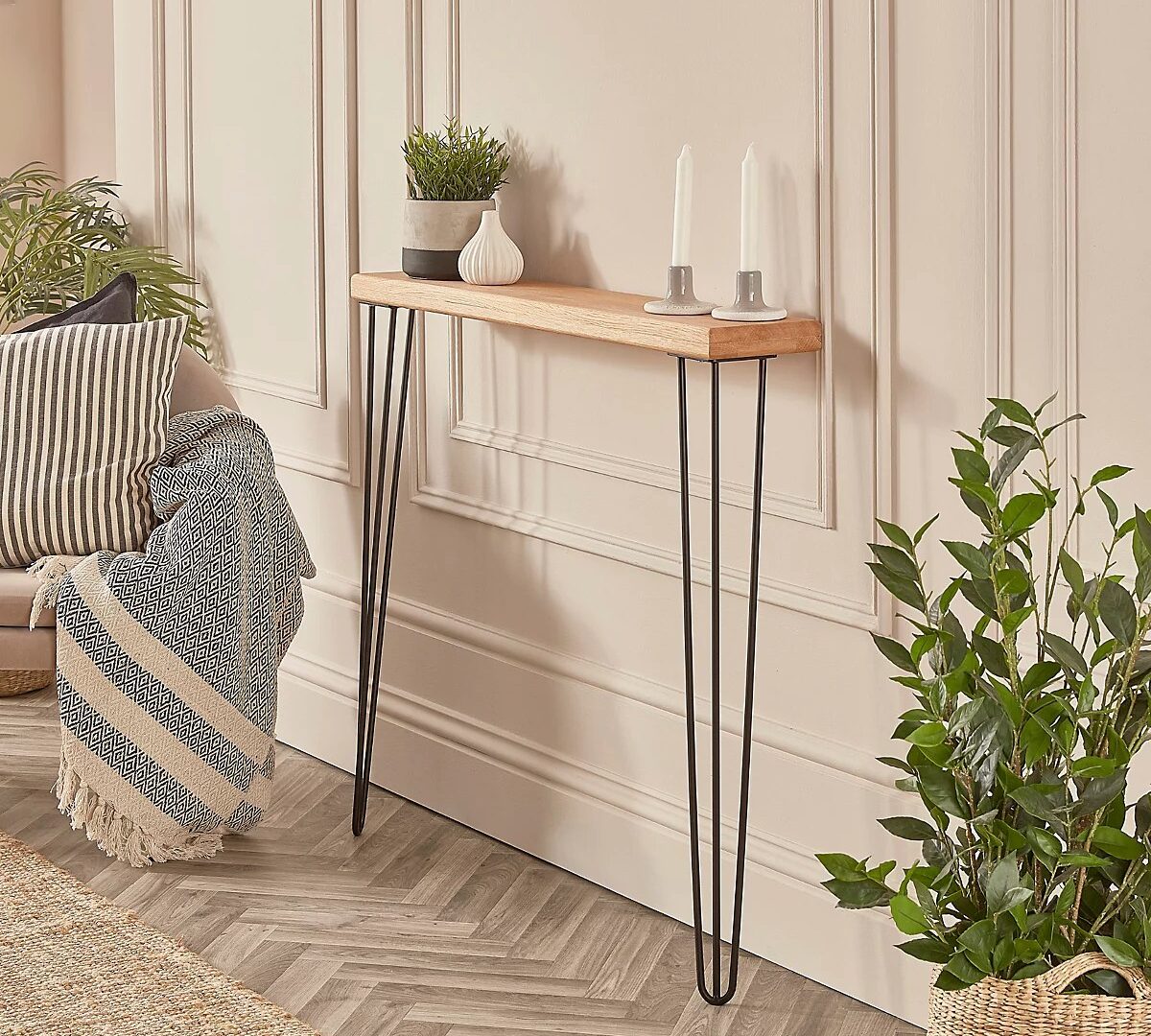 Solid oak hallway console table with black hairpin legs